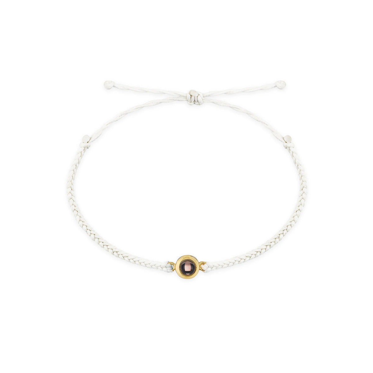 “To My Mom – A Hidden Memory Bracelet She’ll Never Forget 💖”